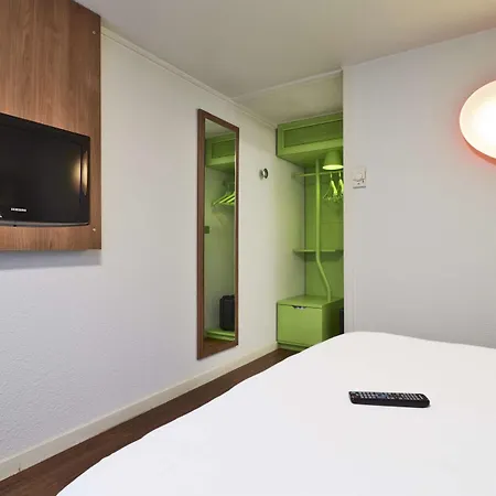 Hotel Campanile Grenoble Universite - Martin D'heres 3*